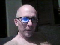 Hello, I like to have a lot of (seks) fun here with you! If you wanna see me masturbate, with or withhout a buttplug, join!!