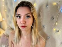 chat room live sex AmandaHarris