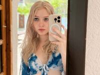 cam girl chatroom JuneLane