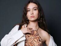 hot naked webcam girl MauraHoese