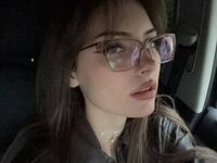 hot cam girl fingering pussy SisMiora