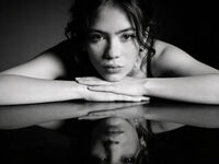 masturbating webcam girl AnnAlcazar