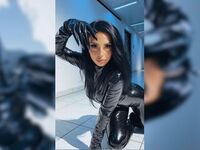 femdom cam show DavinaFraser