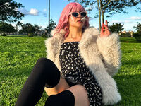 camgirl bdsm live show SaskiaVellour