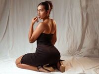 webcamgirl chat room AhriaMiles