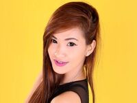 masturbating camgirl AngelaTomochi