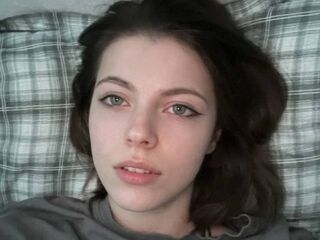 naked girl with cam AntoinetteCurtis