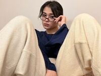 cam girl masturbating with vibrator AshleyHaze