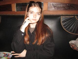 topless webcam girl BarbaraGriswell