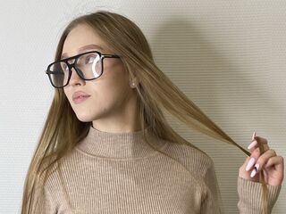 fingering girl webcam picture BertaAnnarummo