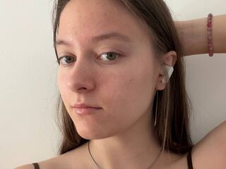 hot girl sex cam BerthaPinkos