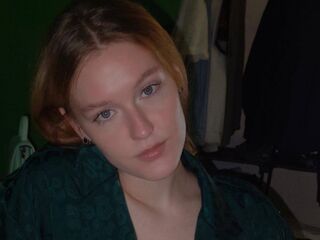 chat room webcam photo BronwynDivens