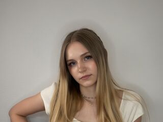 adult webcam chatroom CandiMalott