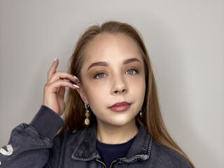 fingering camgirl picture CaseySalizar