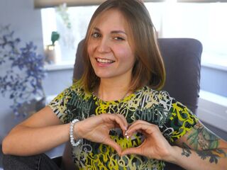 cam girl showing tits ChauFullmore