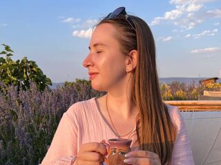 cam slut video chat CherylWien