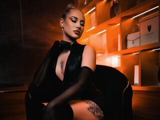 topless webcam girl ChloeGracey