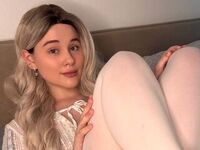 hot girl webcam video DeluaMoon