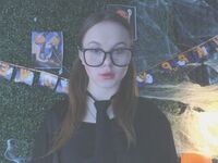 naughty camgirl masturbating with dildo DynaBae