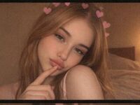 camwhore shaved pussy ElaraWinslow