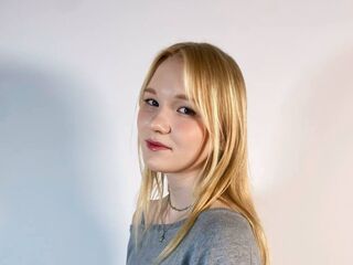 naked girl with live cam fingering ElmaKinnunen