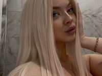 fingering webcamgirl ElsaBarbie