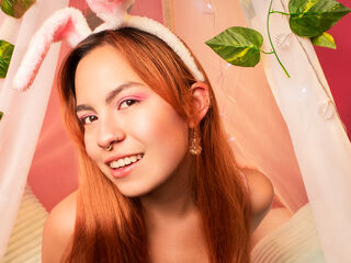 naughty webcam EmmaMonnet