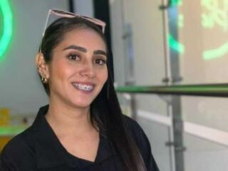 camgirl shaving pussy EscarlethSwith