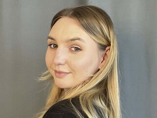 cam girl pic FloraBrenden