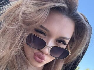 masturbating webcam girl GailMayette