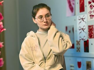camslut topless GemmaLlewellyn