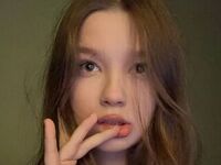 fingering girl webcam picture GiseleRusinko