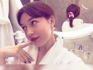 nude cam photo GudrunManzone