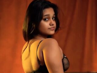 beautiful girl webcam ImmiGreen