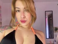 naked girl with webcam masturbating with vibrator IsabellaPalacio