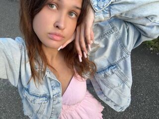 naked cam girl masturbating JazminHalajian