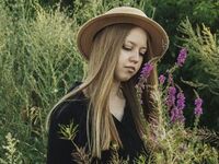 erotic cam picture KarenLowe