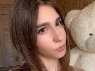 live cam girl KarieChuong