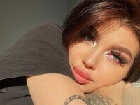 mastubating web cam girl KarolinaKaren