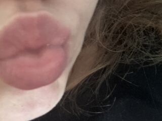 camgirl masturbating with sextoy KrysStinachiken
