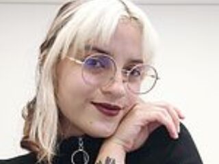 closeup webcam LaiaHeart