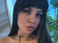 camslut spreading pussy LaraNewsky
