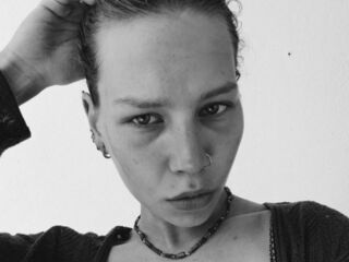 naughty cam picture LeeanneYepes