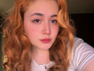 nude cam photo LiliPlishi