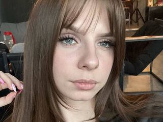 nude web cam LoiseHarington