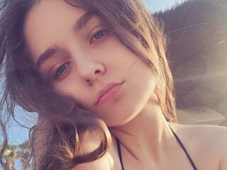 naked cam girl fingering pussy LuanaContratto