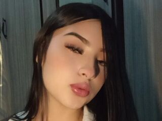 web cam live MadelynFabbro