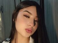 naughty camgirl photo MadelynFiore