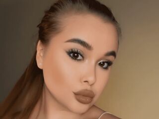 cam slut photo MaeWilkins