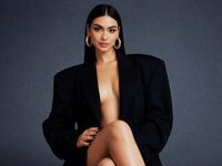 girl showing pussy ManuelaHall